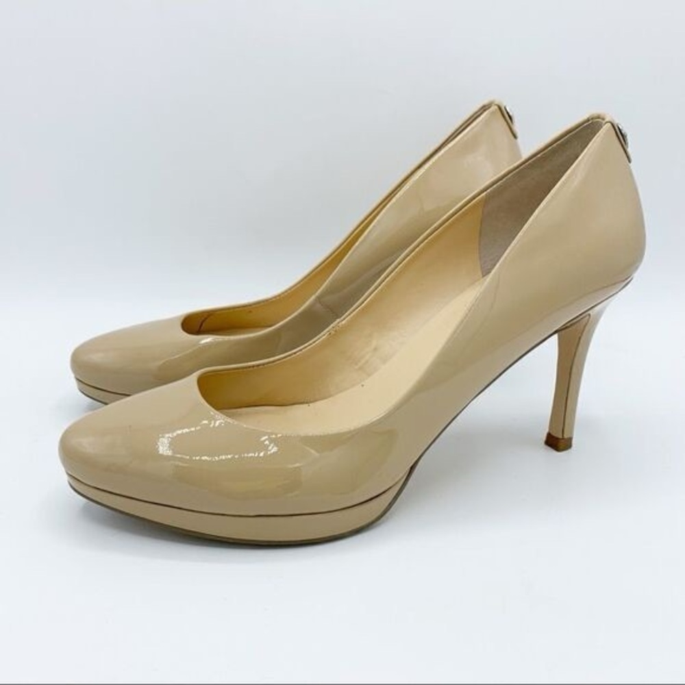 Ivanka Trump Nude Patent Leather Platform Pumps Size 8